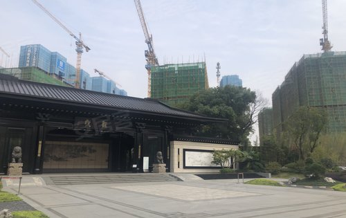 金茂建發·觀悅動態:晚秋的建發觀悅別有一番風味,每天都有一點點變化