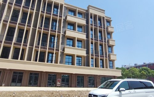 江岸雅居,即将交房,所剩房源不多了,看房约起来!