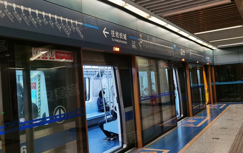 城东纺织城三地铁口,即将开盘!需要了解的赶紧咨询我!