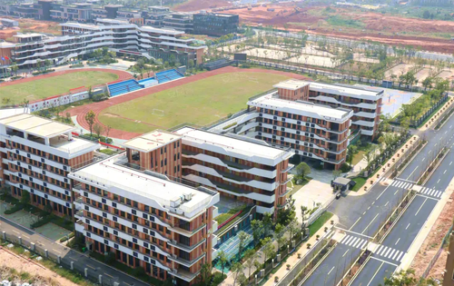 点评(共563条)>>pj0vk3h【地理位置】项目位于黄陂盘龙城巨龙大道东段