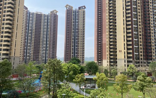 金裕星河丹堤园林景色优美