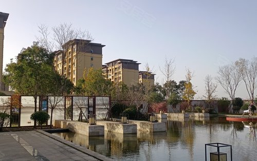 鸿森美好生活家园七层电梯洋房均价四千二起小区园林绿化采用坡地景观