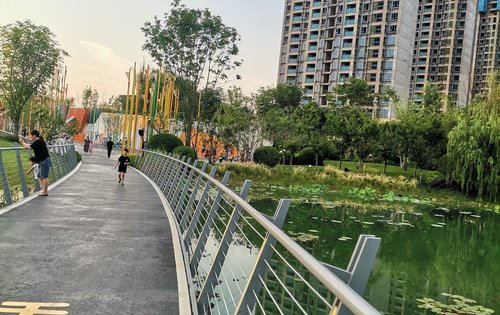 渭南万科城占地835亩142亩的绘梦公园欢迎参观