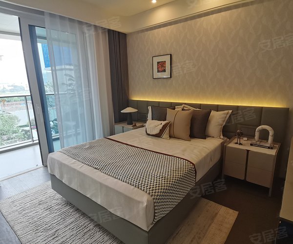 潮语臻境府139方户型，潮语臻境府4室2厅2卫1厨约139.00平米户型图，朝南朝向 - 杭州安居客
