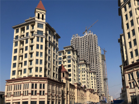 河畔丽景